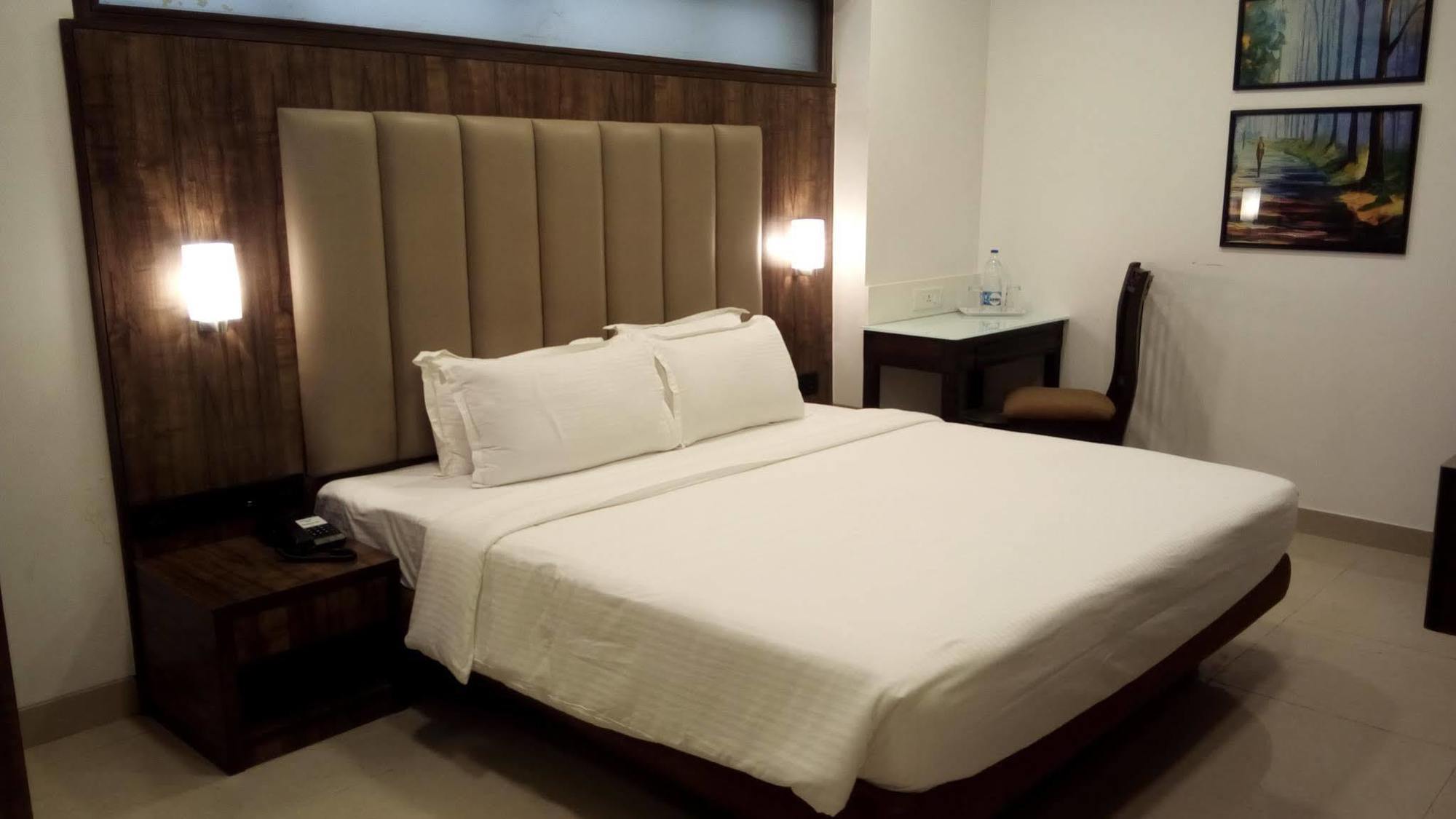 Golden Chariot The Boutique Hotel Mumbai Dış mekan fotoğraf