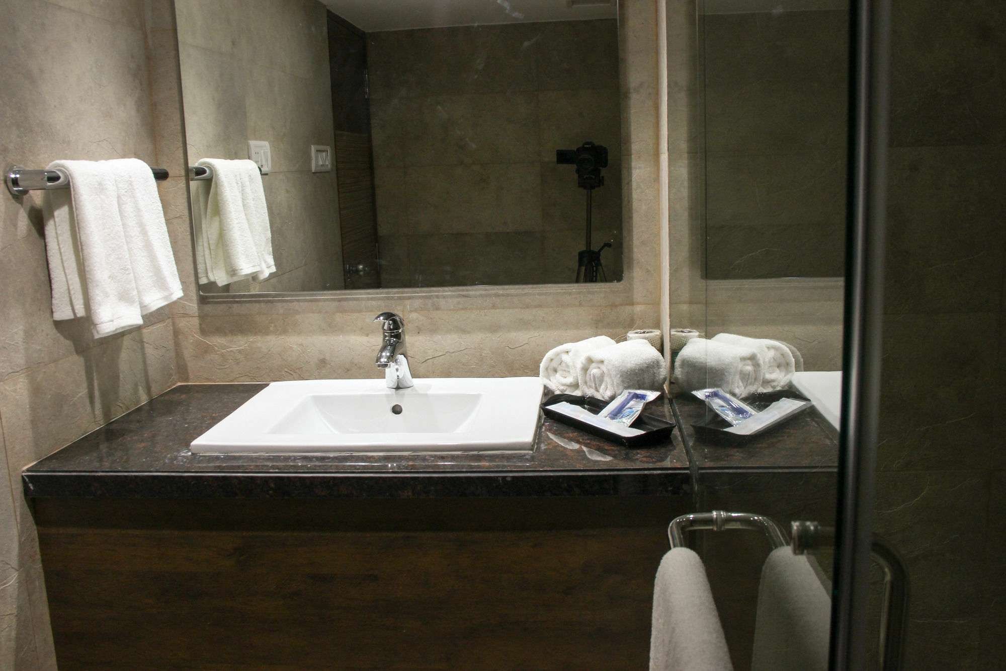 Golden Chariot The Boutique Hotel Mumbai Dış mekan fotoğraf